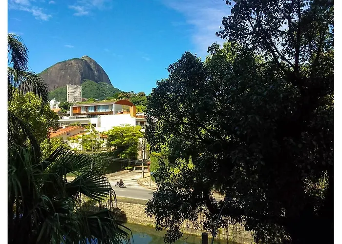 O Melhor Residencial Com Servicos Do Leblon