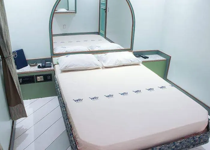 Hotel Vanity Para Adultos