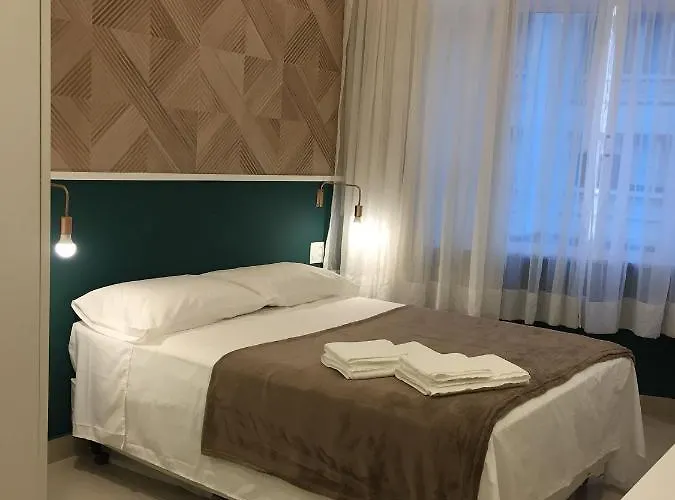 M10 - Quadra da Praia Copacabana-Excelente Studio