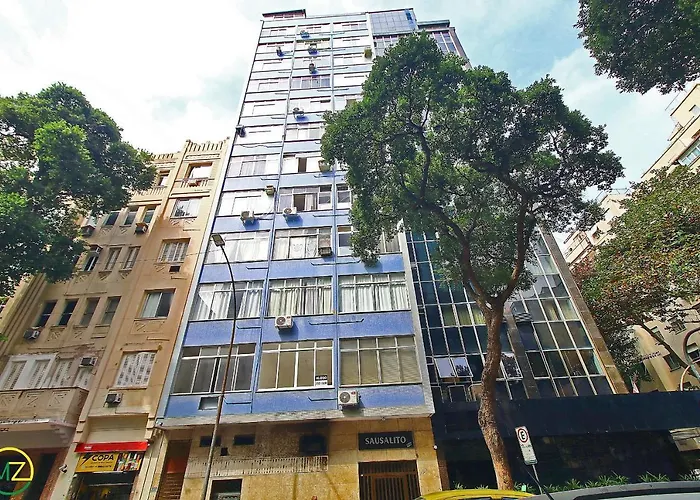 Studio Muito Pequeno E Barato Em Copacabana
