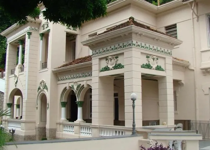 Casa Das Luzes Hostel Ivn