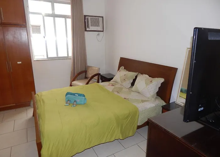 Espacoso Apto De 1 Quarto Na Quadra Da Praia
