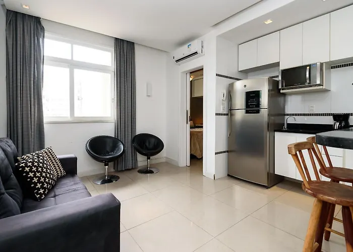 1 Quarto A 200M Da Praia De Copacabana | Sc 86/712