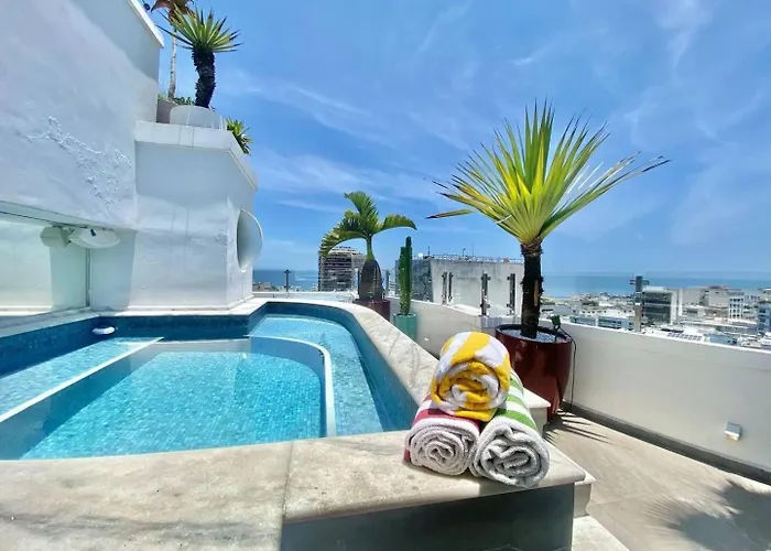 Cobertura Duplex Com Piscina Para Alugar Em Copacabana Com 3 Suites