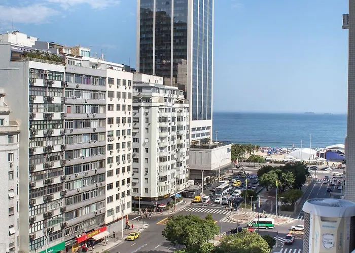 Apartamento Completo Na Praia De Copacabana 02 Quartos Com Vista Lateral Mar Em Andar Alto, Ar, Wifi , Netflix, Pauloangerami Rmvc18