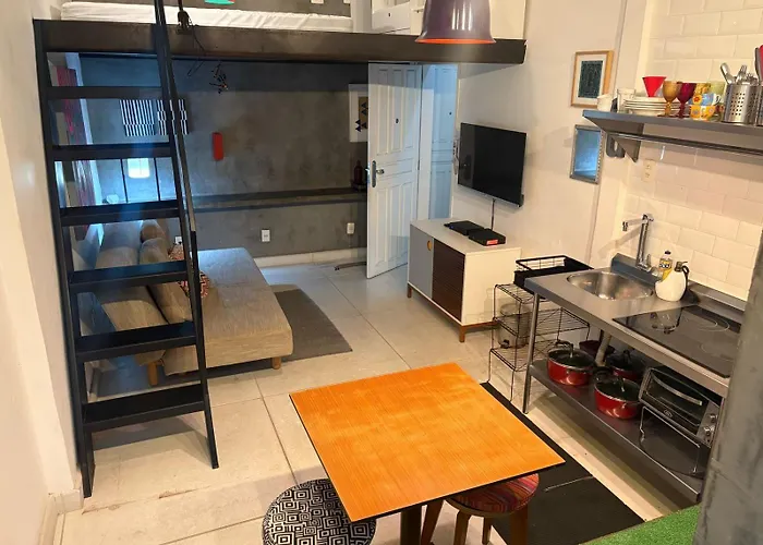 Mini Studio Na Urca, Perto Pao De Acucar, Tudo Novinho, Com, Wi-Fi, Tv Smart, E Ar Condicionado Split, Pauloangerami Mc103