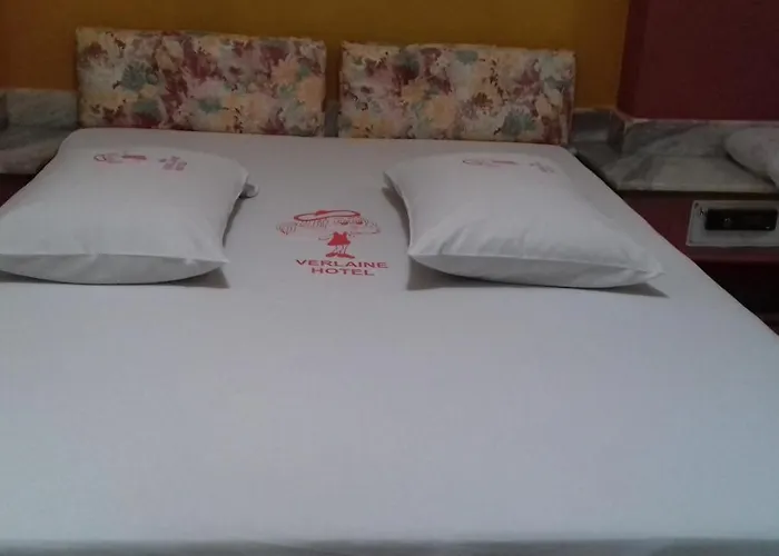 Hotel Verlaine Adult Only