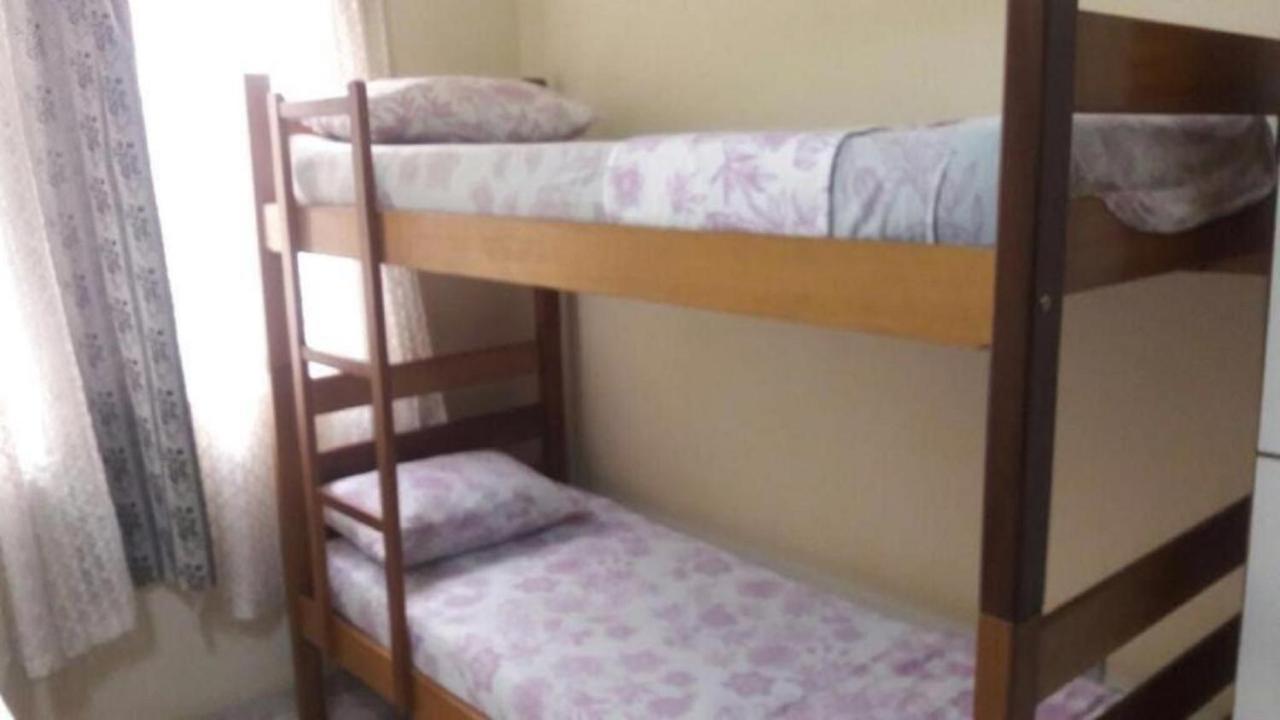 Hostel Jandira *