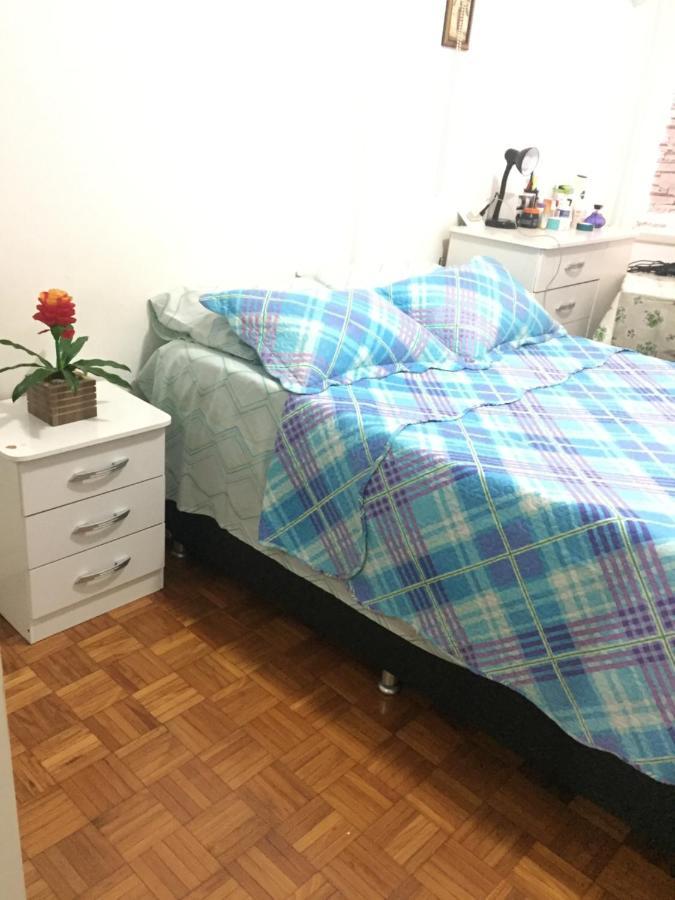Apartamento Com Vista Para O Mar Na Quadra Da Praia De Copacabana * Rio de Janeiro