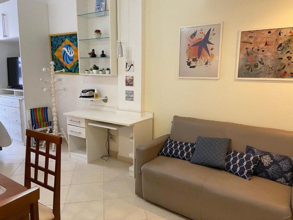 Studio_copacabana: Varandinha Com Vista Lateral Mar Apartamento *