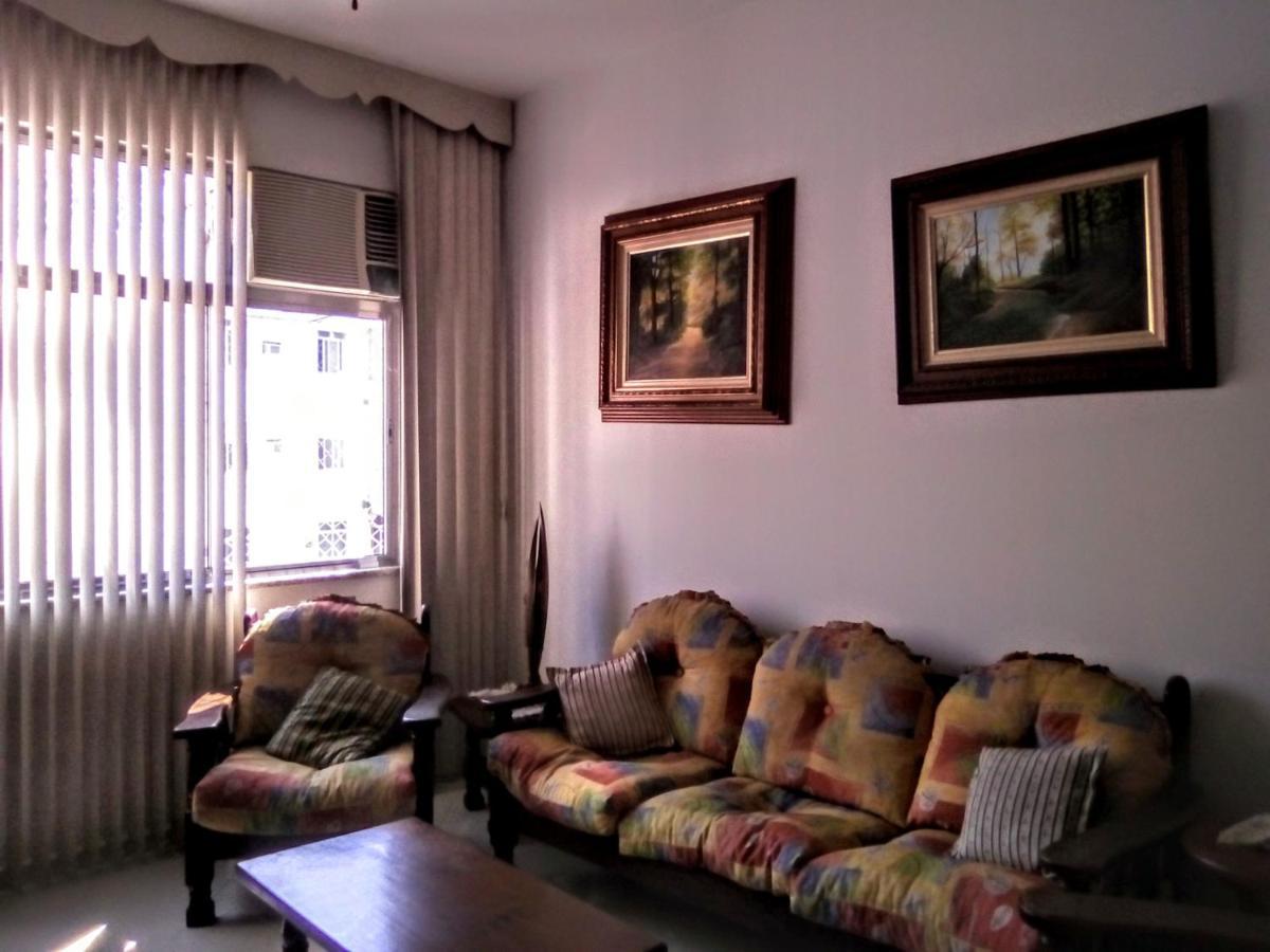 Copacabana 3 Quartos Com Ar Cond Garagem A 2 Qds Da Praia Apartment