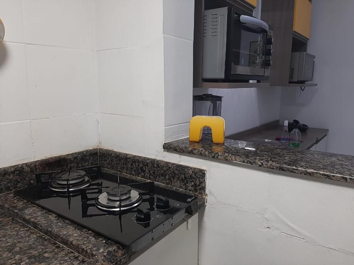 Baixo Copacabana Rua Bolivar * Rio de Janeiro