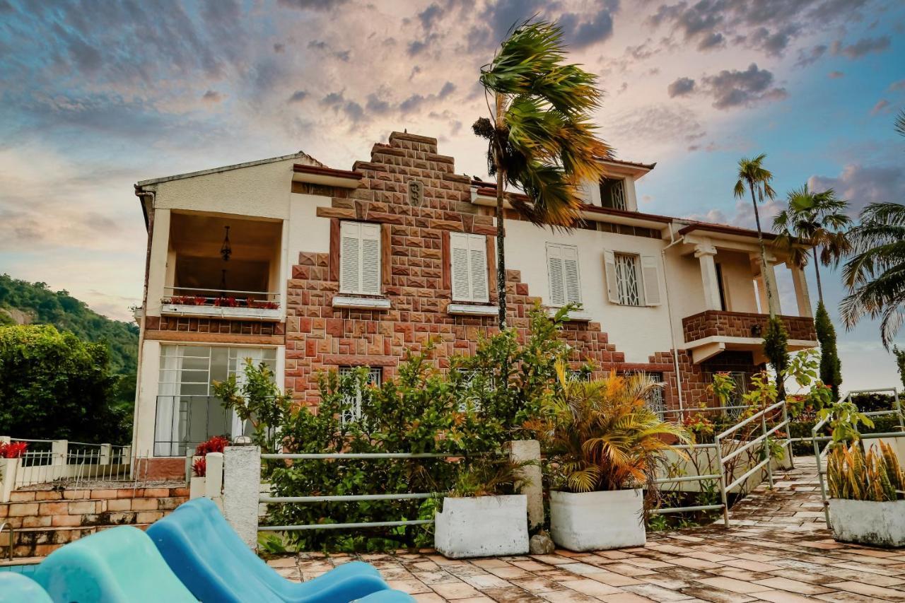 Rio Panoramic Bed & Breakfast