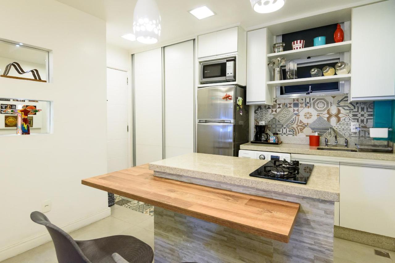 Apartamento Encanto Em Copacabana - 150m Da - Pj204 Z5