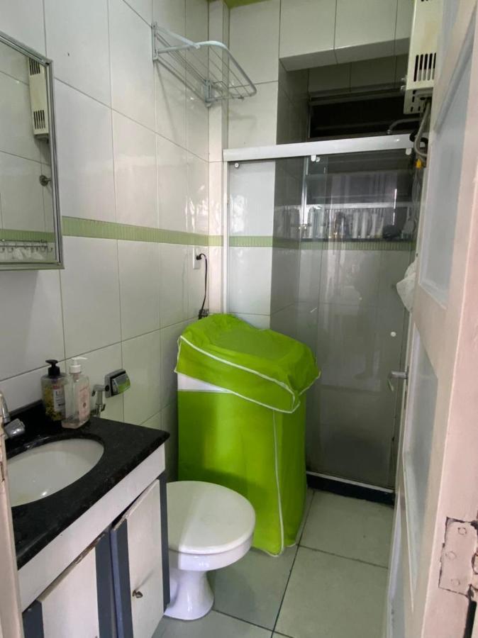 Apartamento Em Copacabana A Um Quarteirão Da Praia! Apartamento