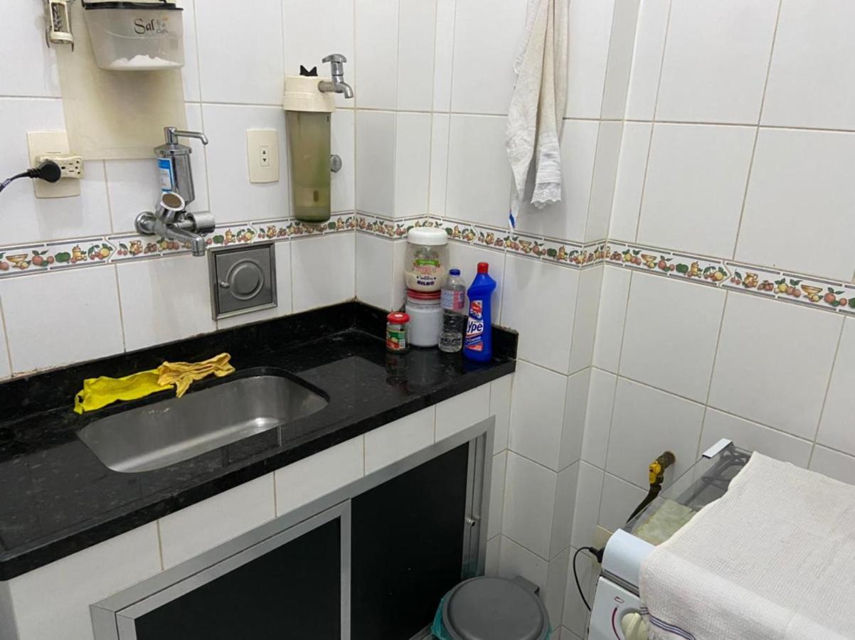 Apartamento Em Copacabana A Um Quarteirão Da Praia! Apartamento
