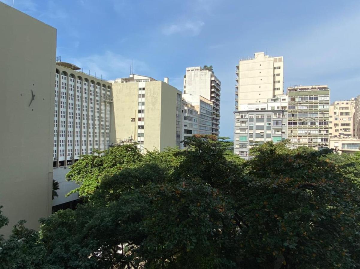 Apartamento Apartamento Em Copacabana A Um Quarteirão Da Praia! Rio de Janeiro