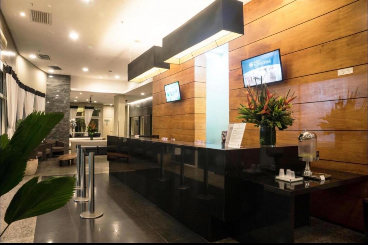 Flat Barra First Aparthotel *