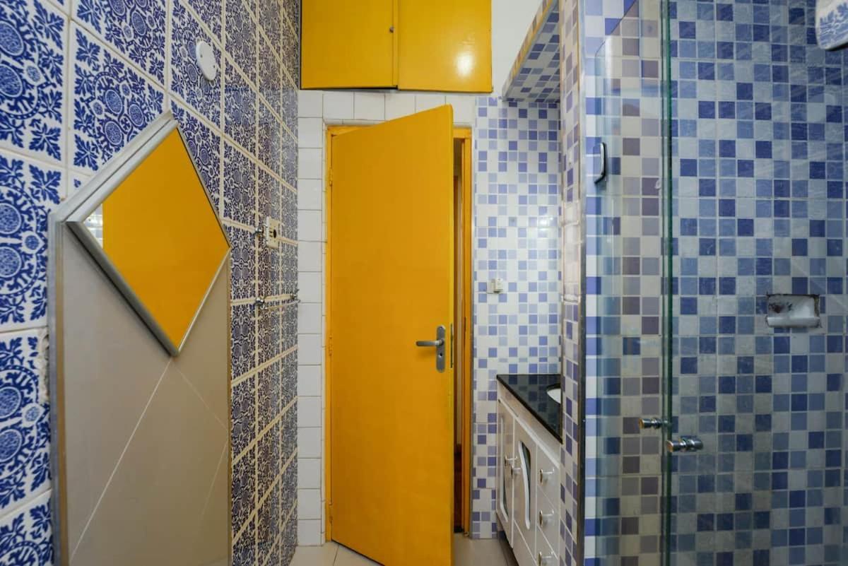 Apartment Two Bedrooms Avenida Atlantica Copacabana