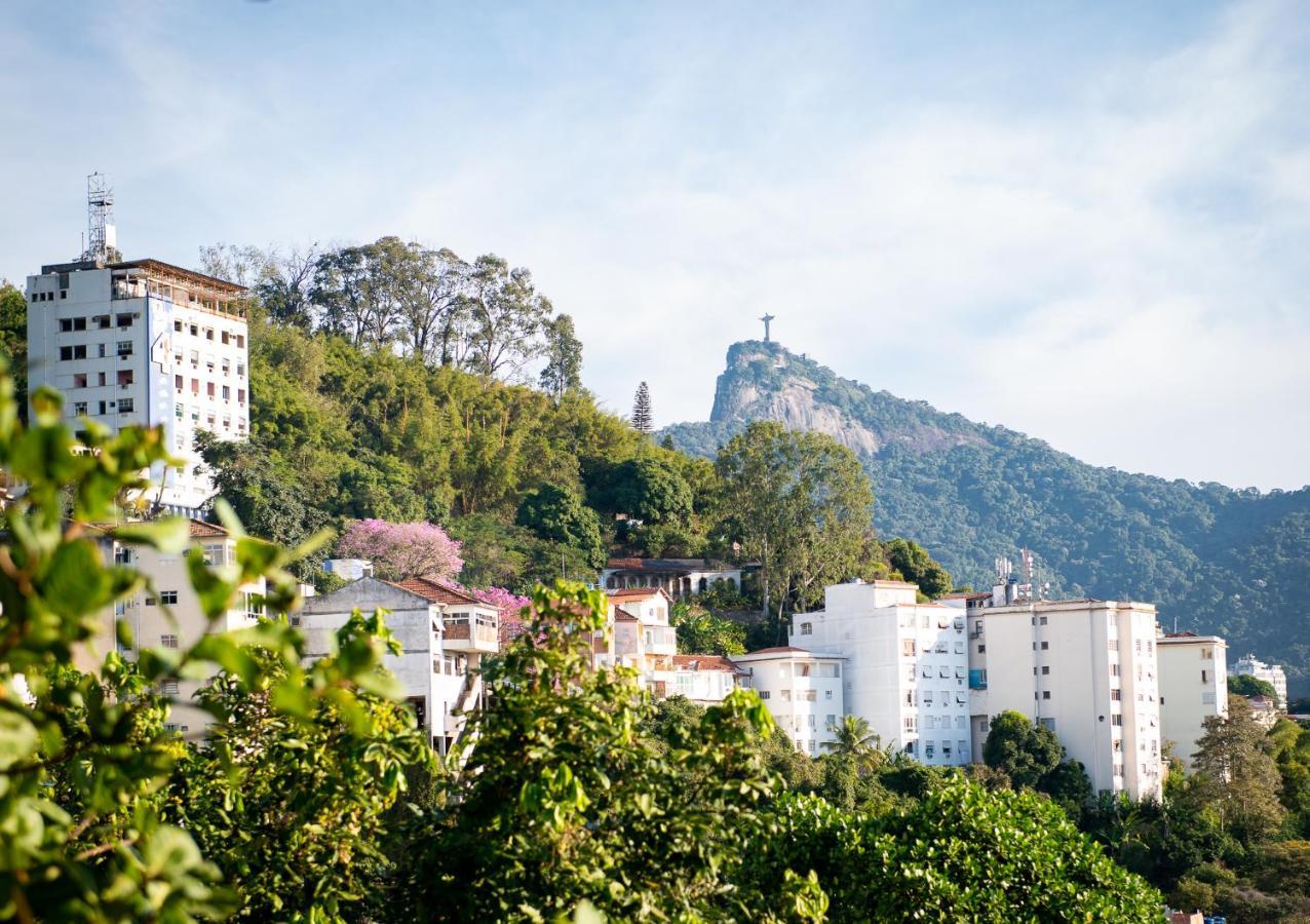 Casa Vermelha Bed & Breakfast