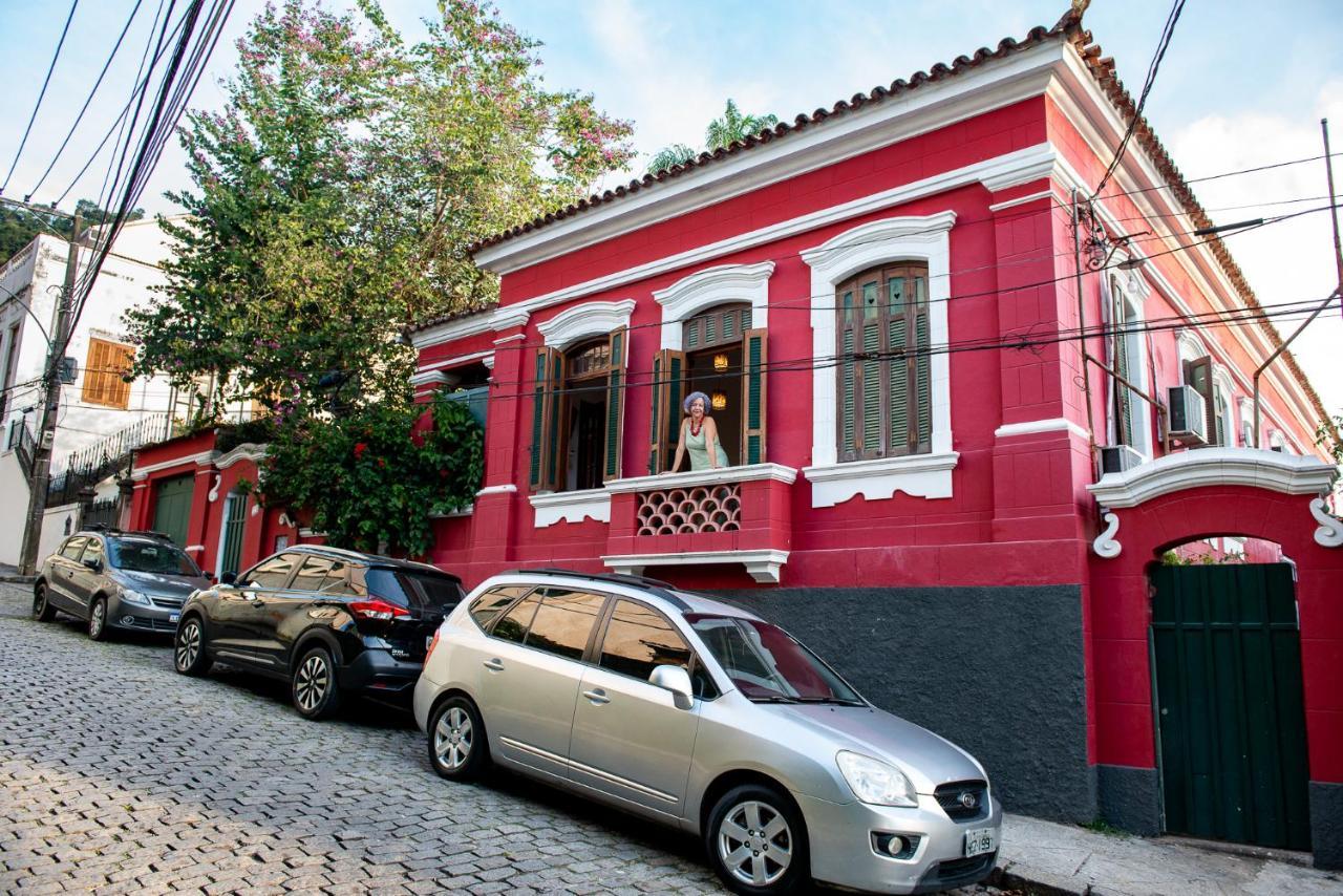 Casa Vermelha Bed & Breakfast