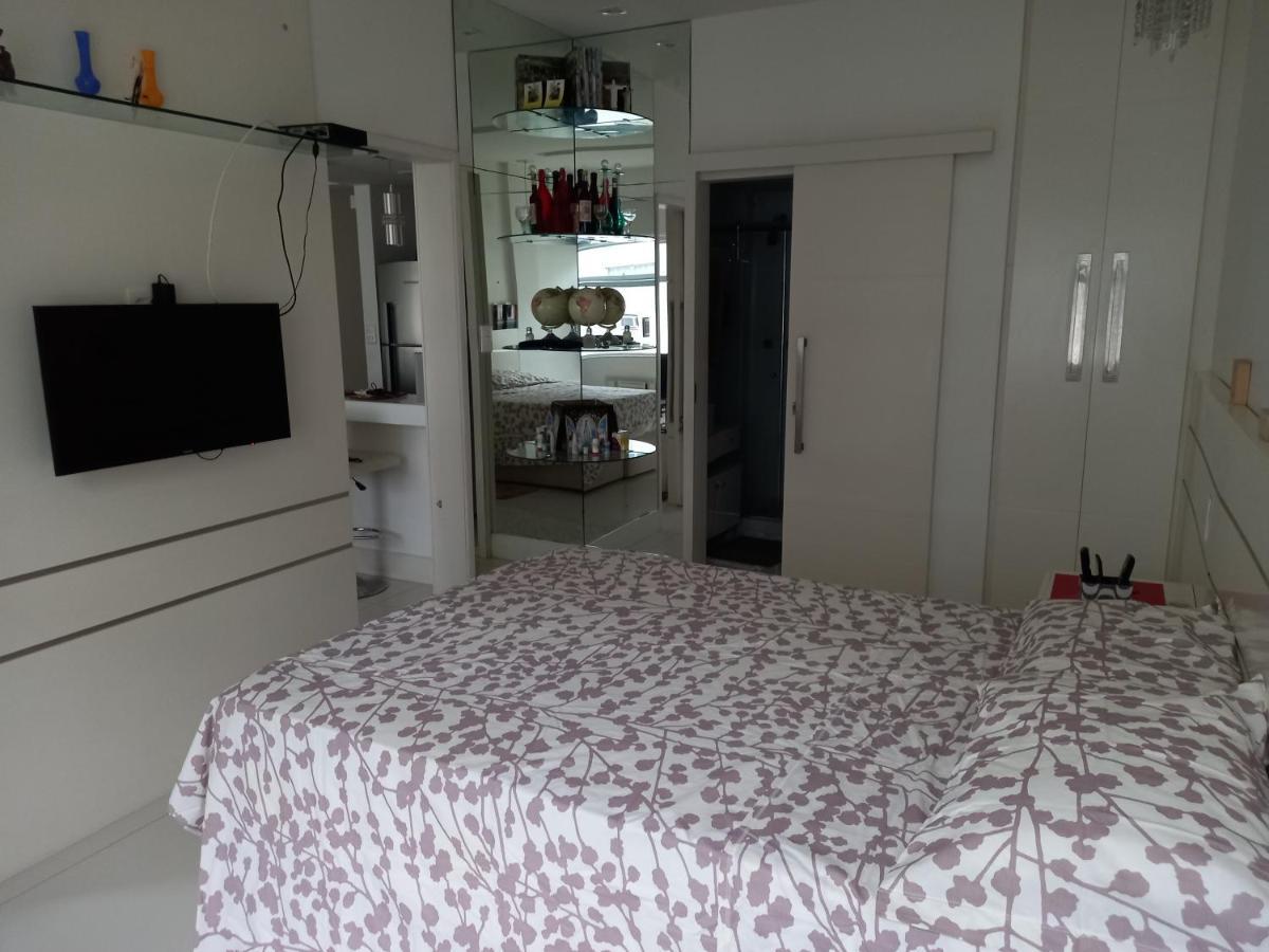 Bem Decorado E Localizado - Copacabana * Rio de Janeiro
