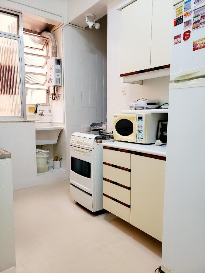 Apartment Copacabana - 400m Da - 2 Quartos
