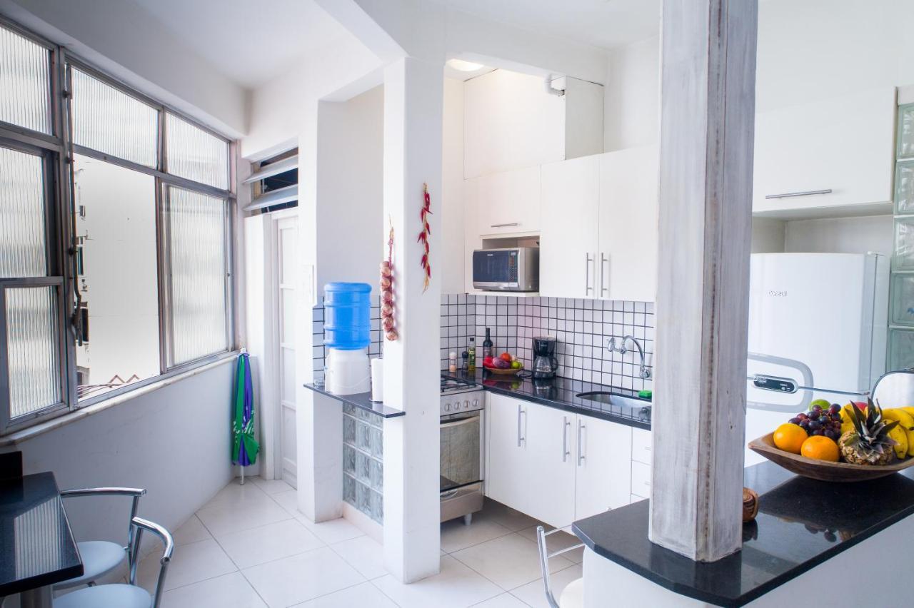 Lindo Apartamento De 2 Quartos Ao Lado Da Praia De Copacabana! Apartamento