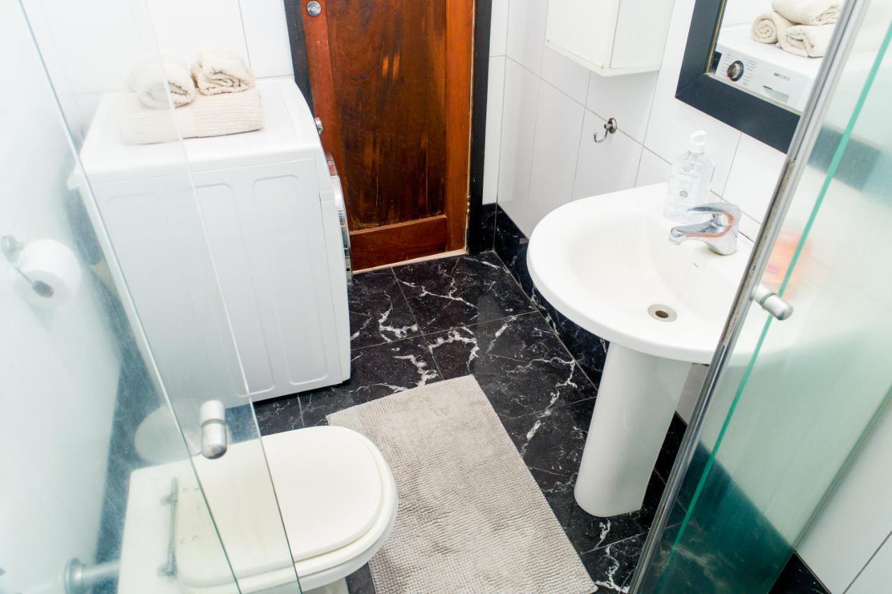 Apartamento Lindo Apartamento De 2 Quartos Ao Lado Da Praia De Copacabana! *
