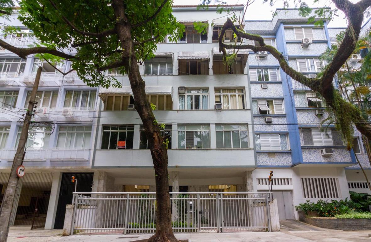 R. Carlos Góis, 476 - Leblon - Lb016 Apartamento *