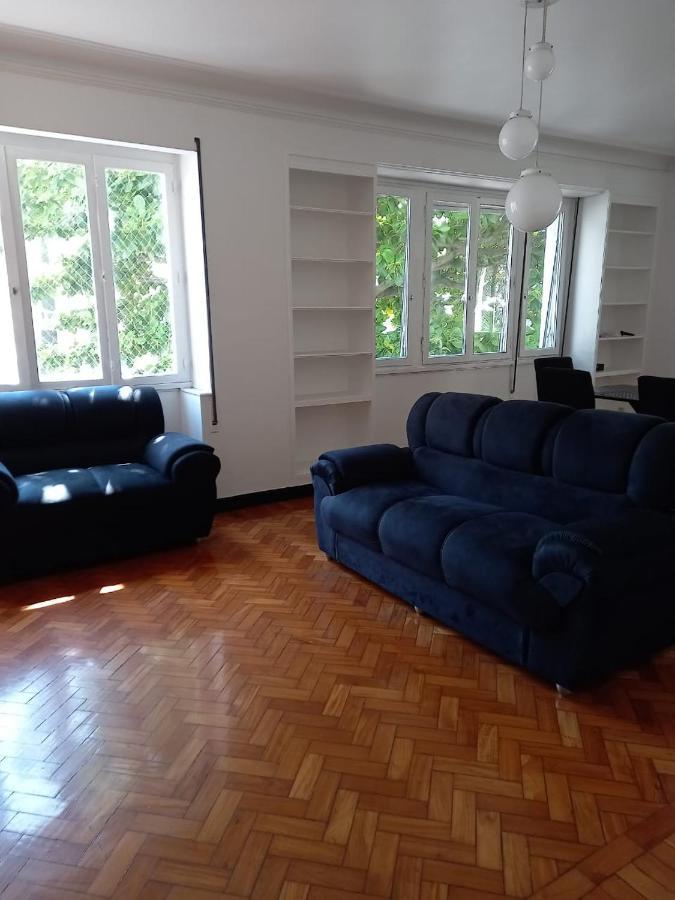 Quarto em Acomodações Particulares Quartos/apart.250m2/praia *