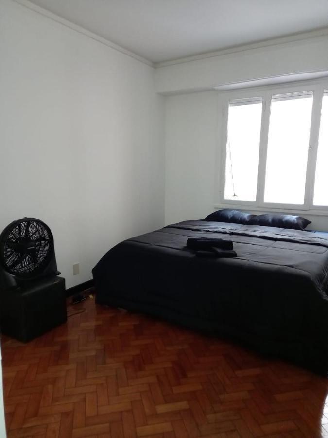 Quartos/apart.250m2/praia *