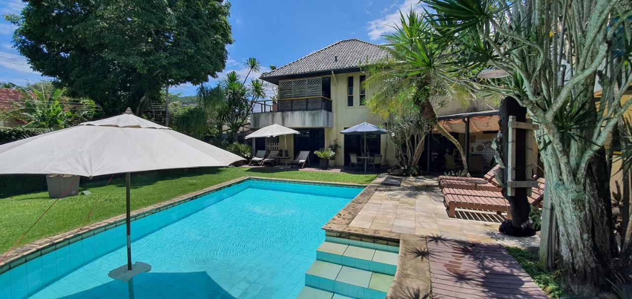 Reb Casa Itanhanga 2*