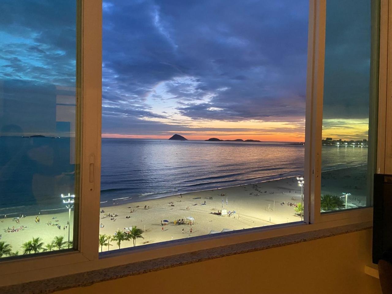 Apartamento Apto. Leme 10º Andar Frente O Mar Rio de Janeiro