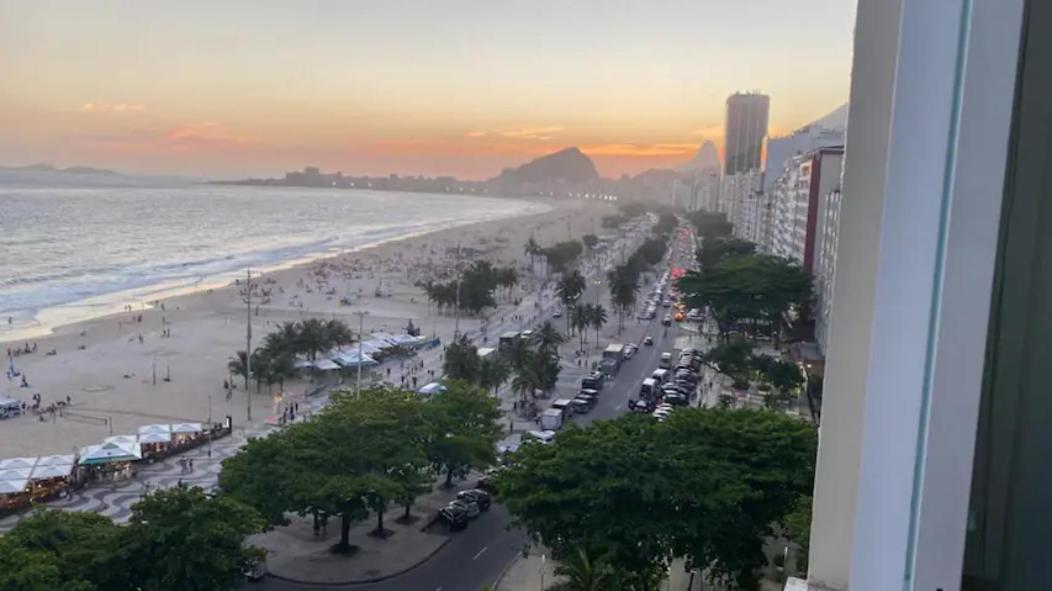 Apartamento Apto. Leme 10º Andar Frente O Mar