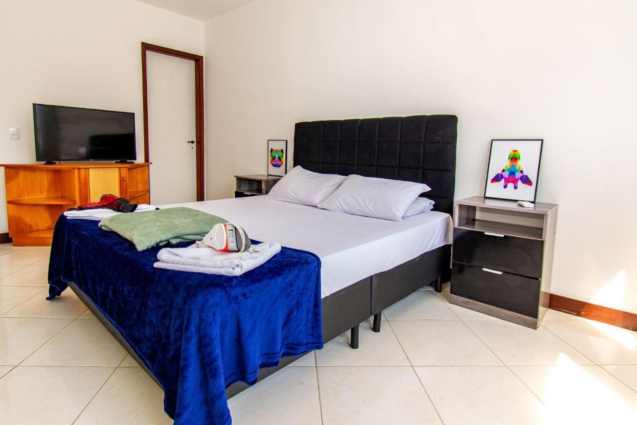 Apartamento Barra - Praia, Piscina E Conforto *