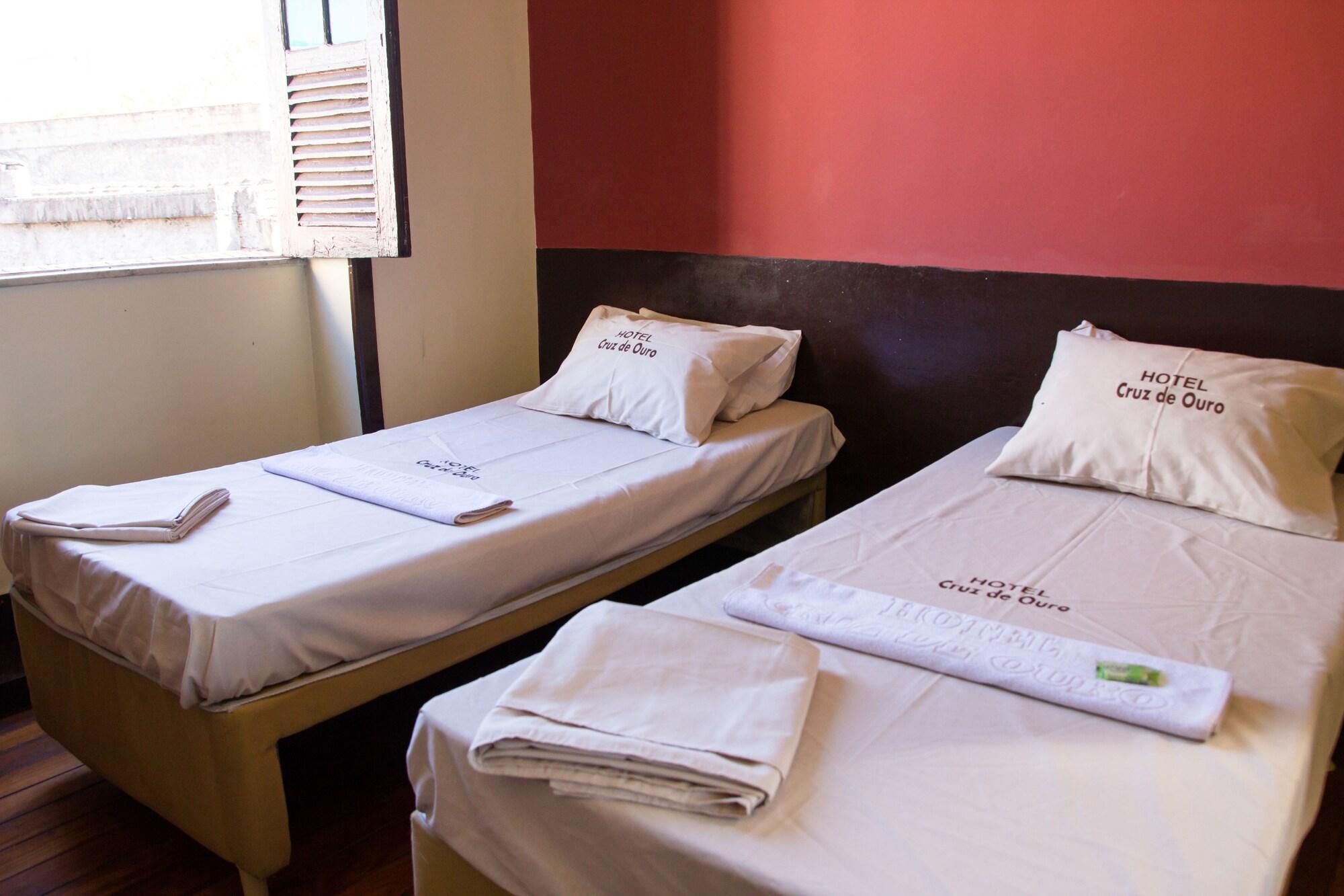 Hotel Cruz De Ouro *
