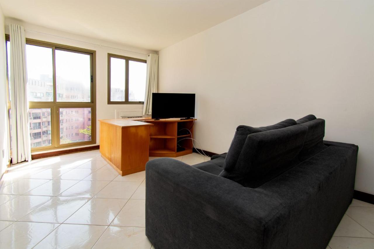 Apartamento Barra - Praia, Piscina E Conforto