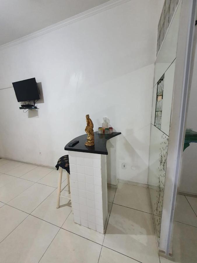Com Bar Av Copacabana 479 Ap 201 *
