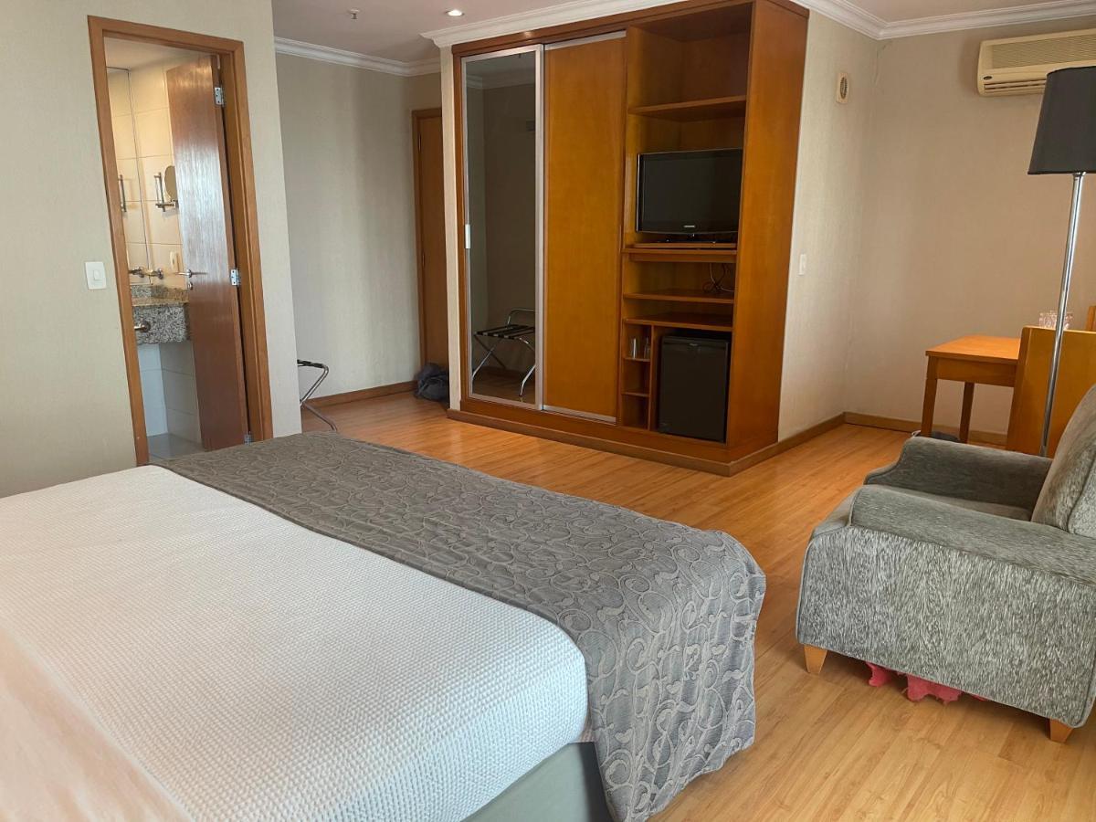 Flat Barra First Aparthotel