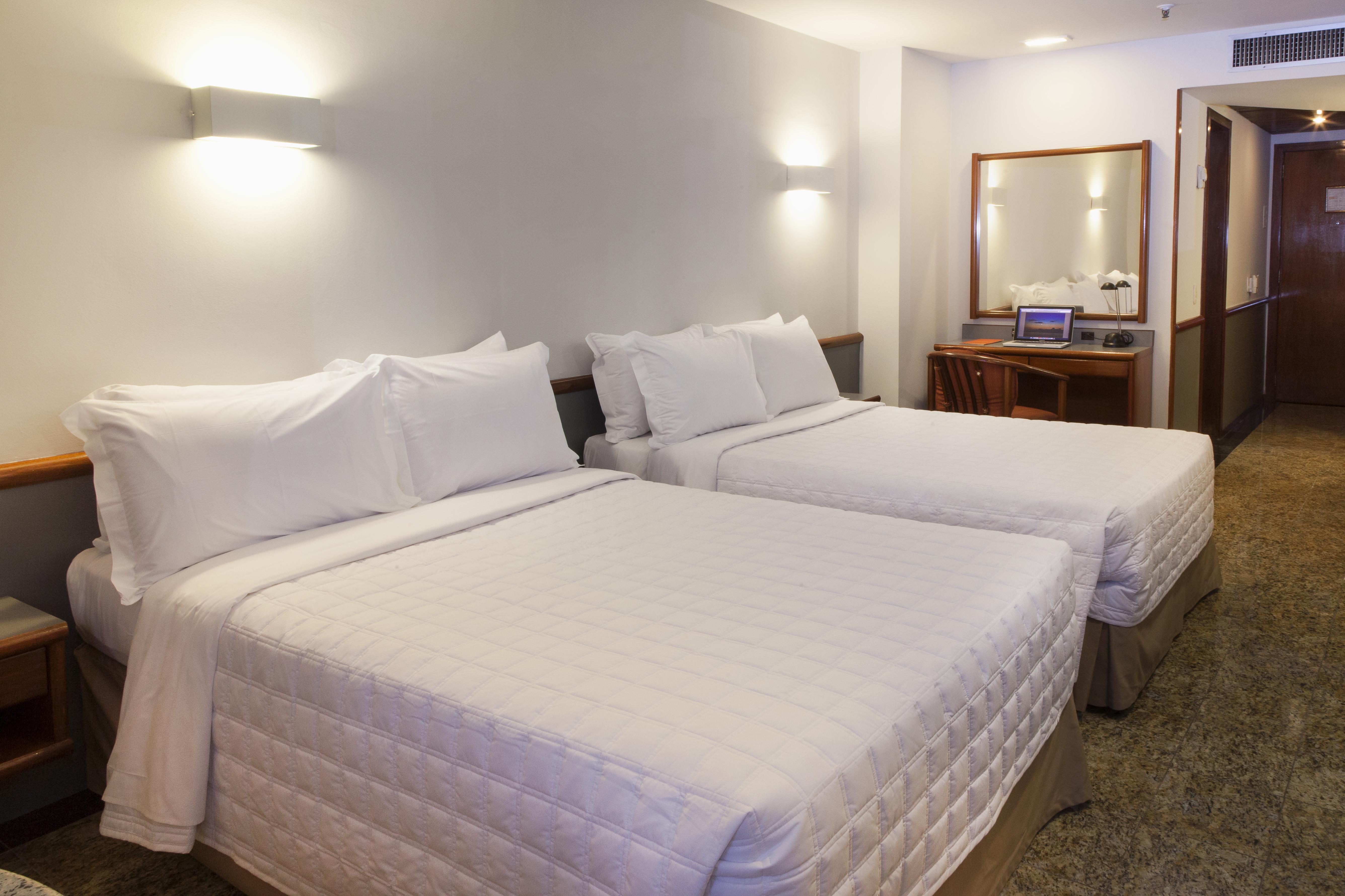 Merlin Copacabana Hotel