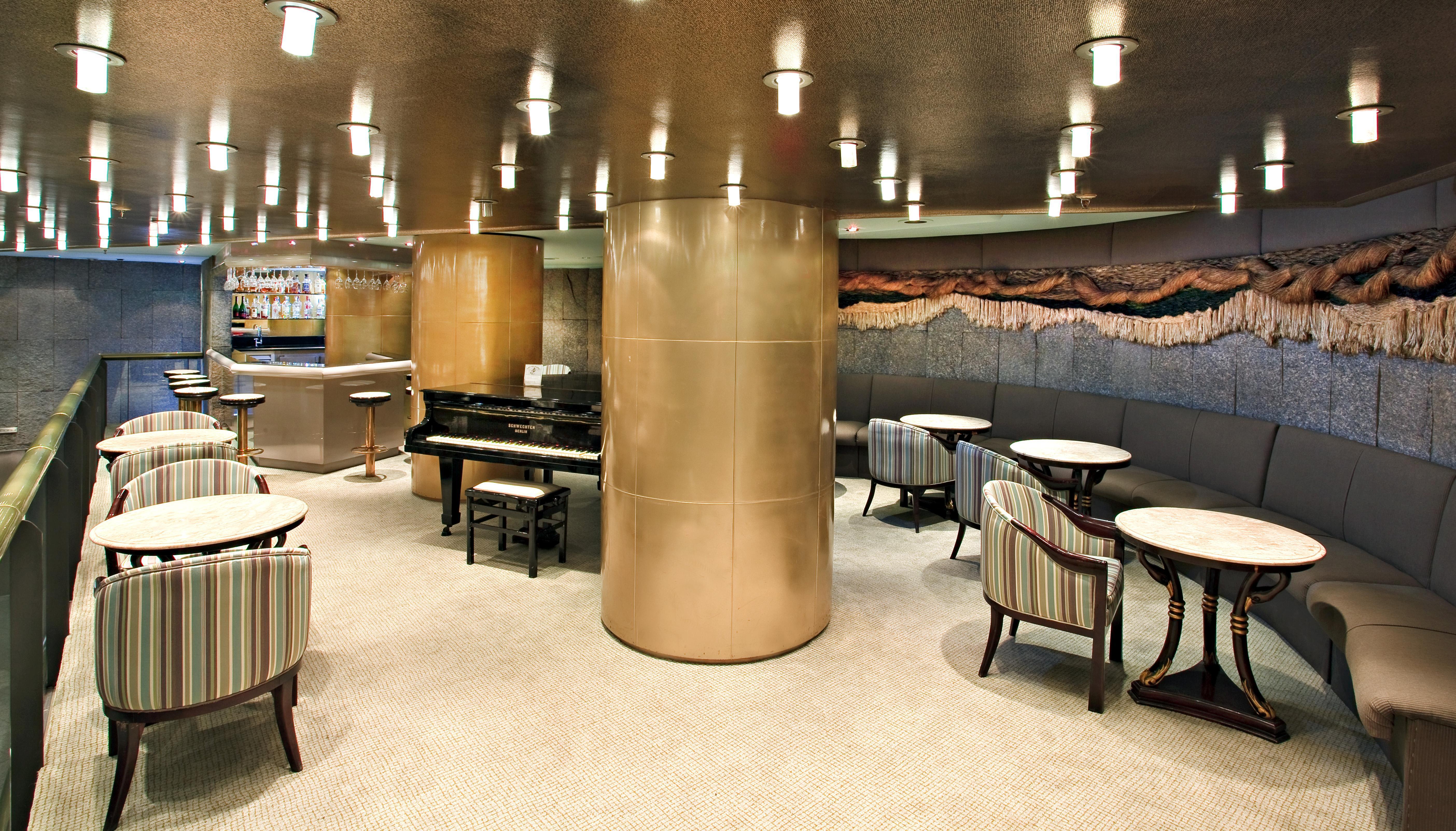 Merlin Copacabana Hotel