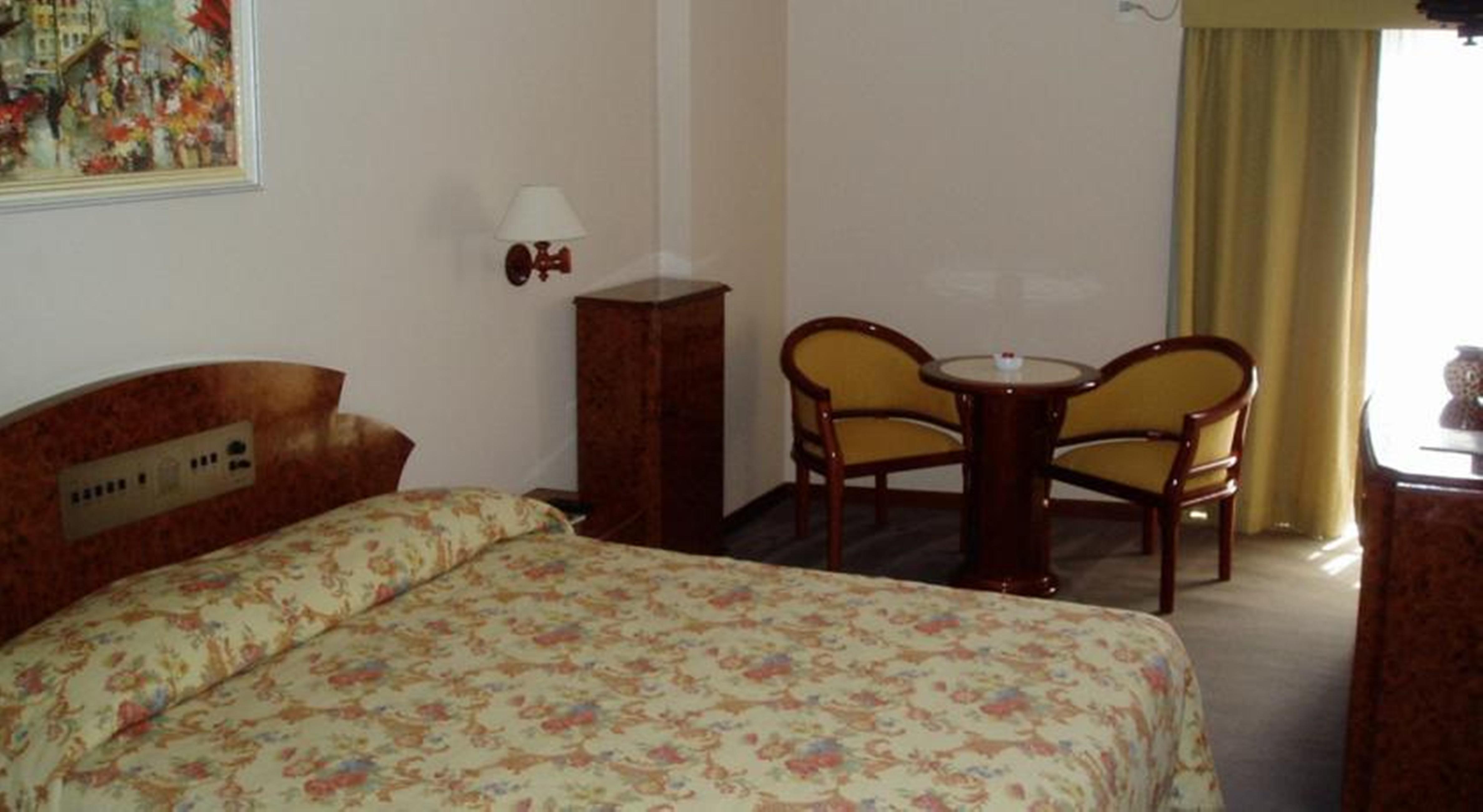 Augusto's Copacabana Hotel 4*