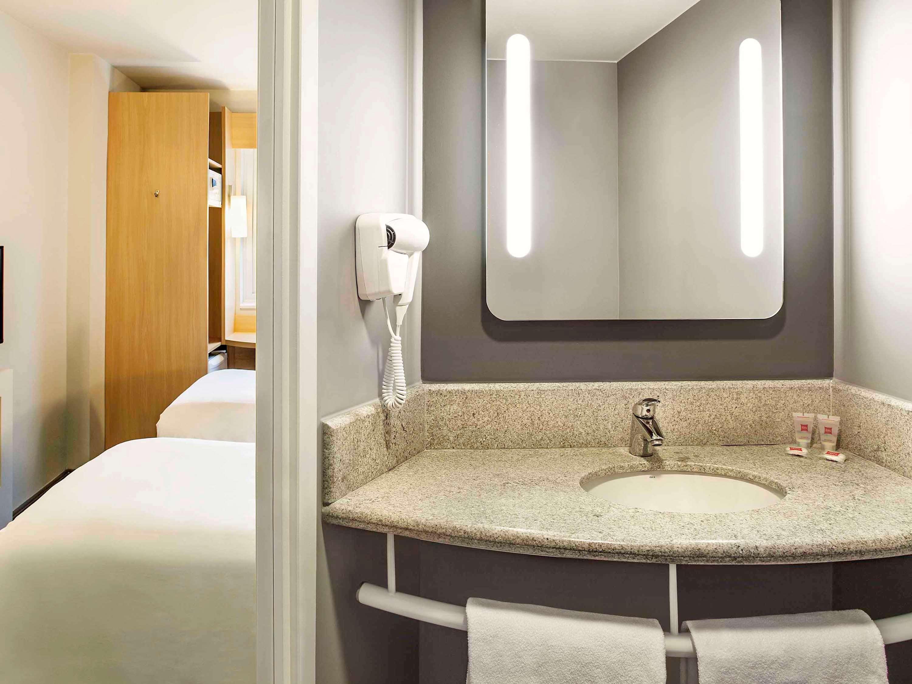 Ibis Copacabana Posto 5 Hotel 3*