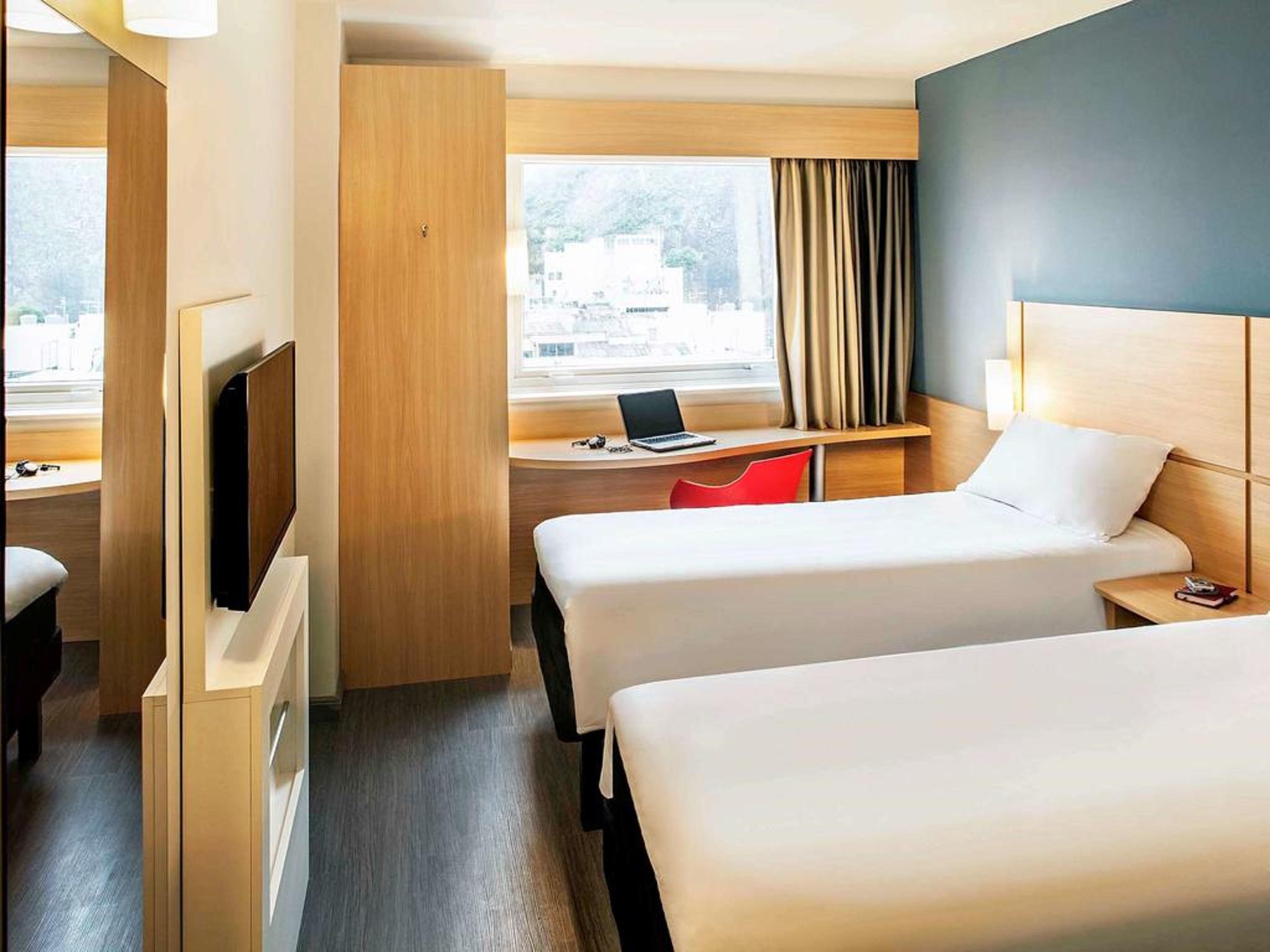 Hotel Ibis Copacabana Posto 5 3*
