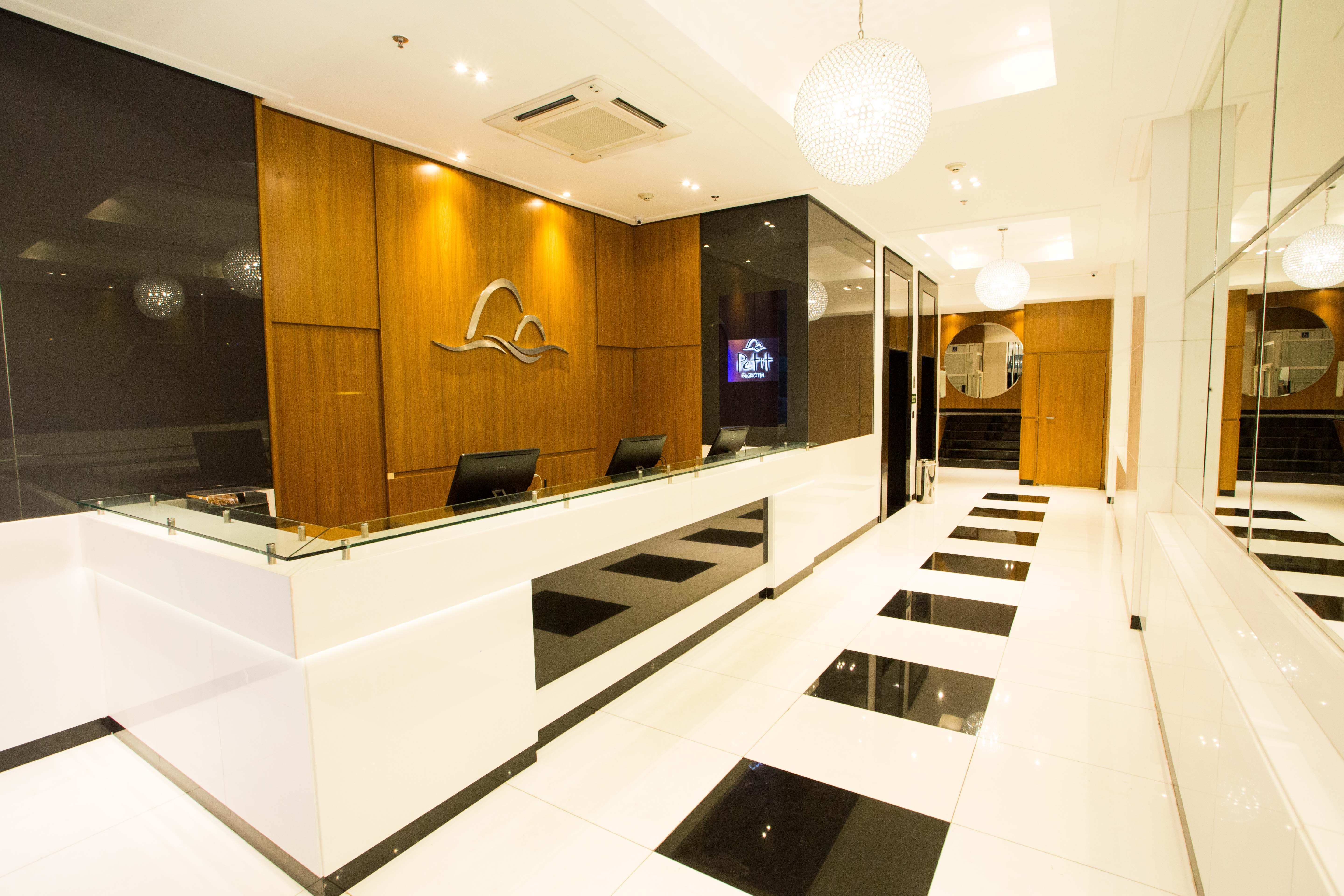 Petit Rio Hotel 3*