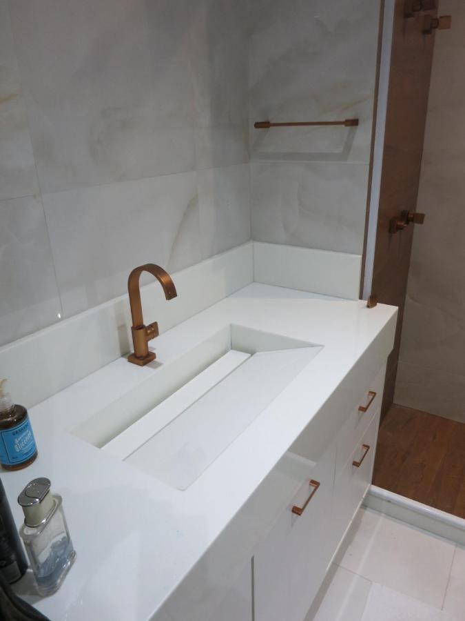 Apartamento Luxuoso Com Infra Completa Proximo A Praia Da Barra Da Tijuca