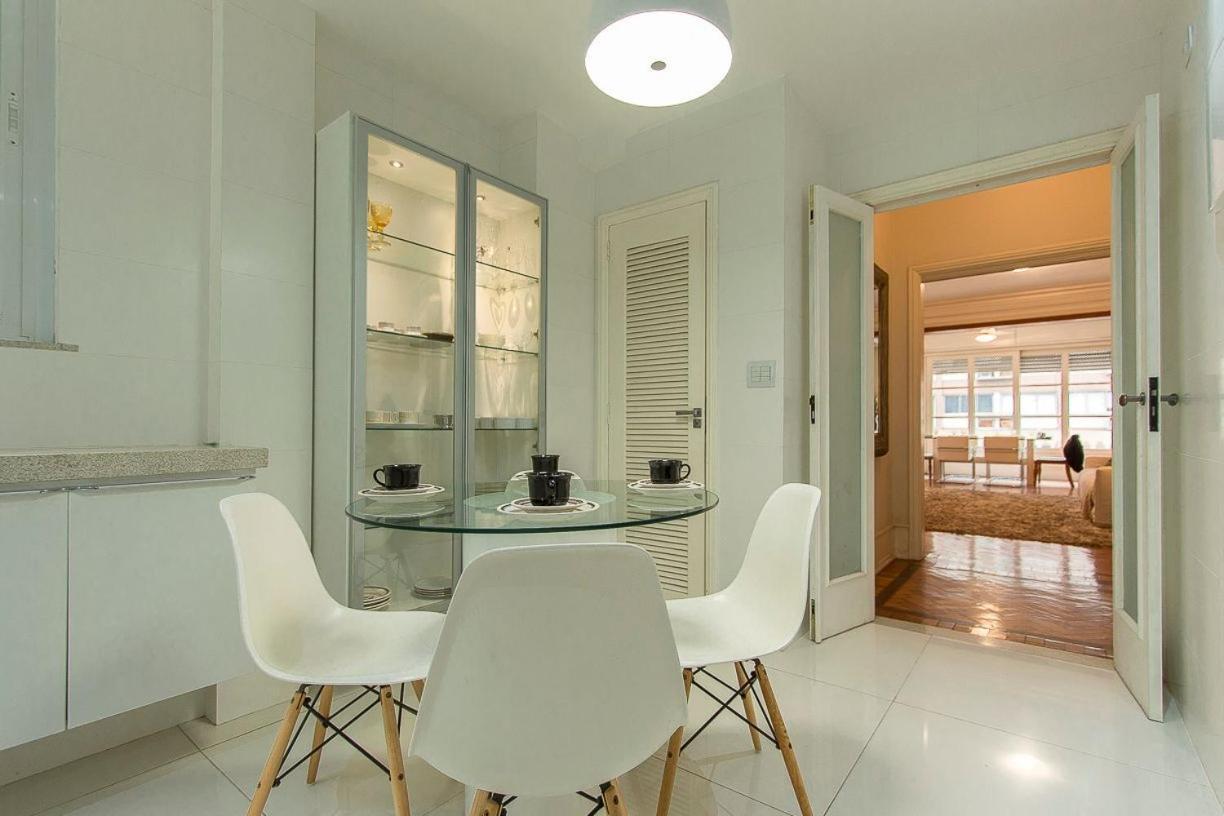 Amplo, Exclusivo E Proximo Ao Mar De Copacabana Apartamento