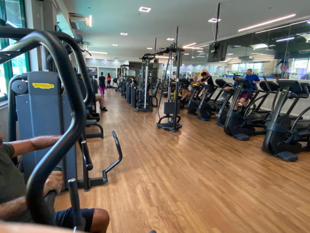 Barra Da Tijuca - 508 - De Frente Para Maravilhosa Piscina - Estacionamento Gratuito - Academia Comphania Atletica - Balsa Para Praia Gratis - Microondas - Geladeira Grande - Recepcao 24Horas - Wi-Fi - Com Pia *