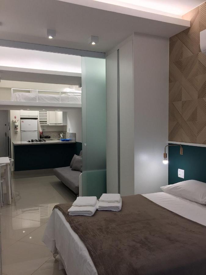 M10 - Apto A 3 Minutos Da De Copacabana Apartamento *